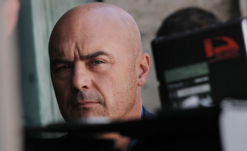 ASCOLTI TV DI MERCOLEDI 18 SETTEMBRE 2013: SEMPRE PAREGGIO TRA MONTALBANO (17.48% DI SHARE) E LE TRE ROSE DI EVA 2 (17.07%). VIRUS AL 2.36% E LA GABBIA AL 3.10%