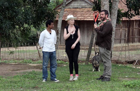 PECHINO EXPRESS 2: LA MARCHESA E GREGORY VINCONO (IN TUTTI I SENSI), I CESARONI A CASA. CLERY-COSTABILE: MATRIGNA E CENERENTOLO