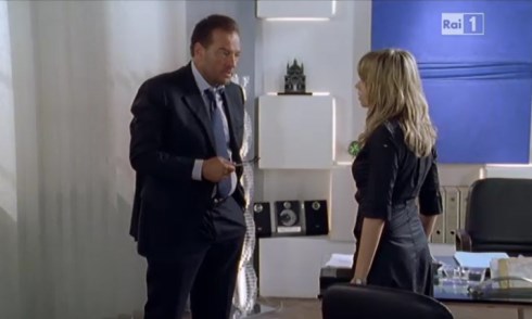 ASCOLTI TV DI DOMENICA 22 SETTEMBRE 2013: IN CALO SIA UN CASO DI COSCIENZA (3,8 MLN – 16%) SIA IO CANTO (2,9 MLN – 13.2%). NCIS OLTRE IL 10%