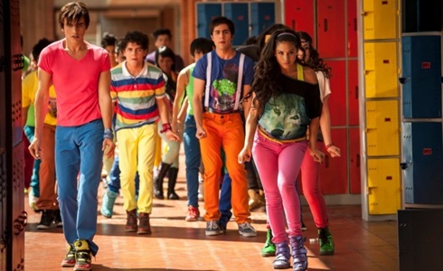 CHICA VAMPIRO: BOING FESTEGGIA HALLOWEEN PROPONENDO LA SERIE TEEN CON LA STAR DI X FACTOR COLOMBIA