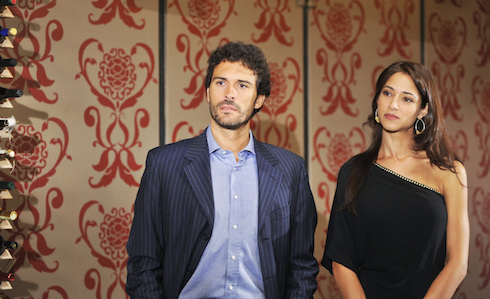 CENTOVETRINE ANTICIPAZIONI: FIAMMA FA IL DOPPIO GIOCO