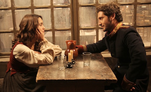 ASCOLTI TV DI DOMENICA 24 NOVEMBRE 2013: BUON ESORDIO IN PRIME TIME PER IL SEGRETO (15.79%) CHE BATTE UN PASSO DAL CIELO (13.2%-16.91%). MASTERPIECE CALA AL 3.9%