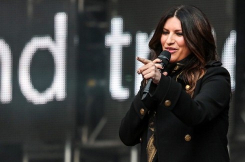 DMLIVE24: 17 NOVEMBRE 2013. RENZI, PAUSINI (DITE A FAZIO CHE VUOLE ANDARE COME OSPITE A SANREMO SE ANTICIPANO IL FESTIVAL) E THOHIR A CHE TEMPO CHE FA, LOPEZ NUOVA VOCE DI HOMER SIMPSON?