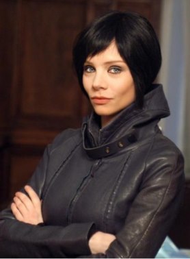 LE TRE ROSE DI EVA 2: VIOLA CAMERANA E’ VIVA?