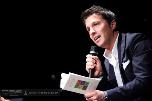 DMLIVE24: 21 NOVEMBRE 2013. METRO SCIOPERA PER LA PRIMA VOLTA, SAMANTHA DA UOMINI E DONNE ALLA GALERA, ANCHE ZABA AL CONCERTO DI NATALE