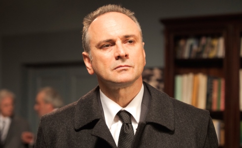 UNA GRANDE FAMIGLIA 2: I RENGONI E IL PUBBLICO BRACCATI DAL COMMISSARIO DE LUCIA