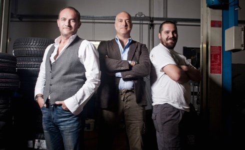 AFFARI A QUATTRO RUOTE ITALIA: SU DMAX IL REALITY DEDICATO ALLE AUTO D’EPOCA