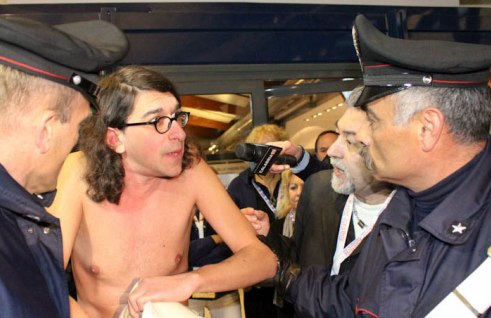 GABRIELE PAOLINI ARRESTATO: L’ACCUSA E’ DI SFRUTTAMENTO DELLA PROSTITUZIONE MINORILE