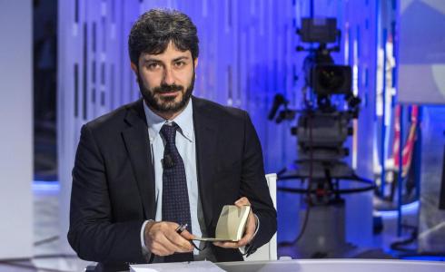 ROBERTO FICO: TALE E QUALE SHOW NON MI PIACE. DOBBIAMO MIGLIORARE LINEA EDITORIALE