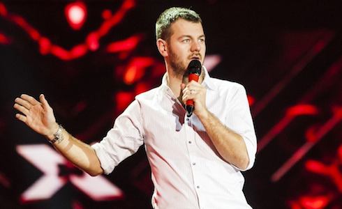 ALESSANDRO CATTELAN: LA GENTE HA BISOGNO DI SENTIRE QUANTO SEI BRAVO. SOGNO UN FUTURO ALLA FIORELLO