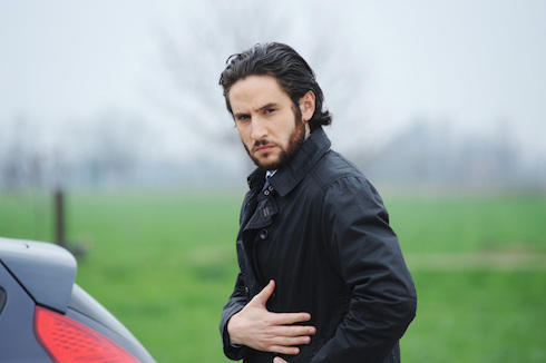 CENTOVETRINE ANTICIPAZIONI: CAROL FA L’AMORE CON LEO