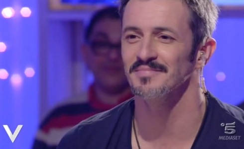 IL SEGRETO ANTICIPAZIONI: JUAN ACCUSA SOLEDAD DI CORTEGGIARE SUO FRATELLO RAMIRO