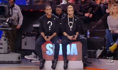 AMICI 13 IN DIRETTA – PUNTATA SABATO 18 GENNAIO 2014 LIVE SU DM: DENNY FA FUORI GLI EXXTRA… CHE LA PRENDONO BENE!