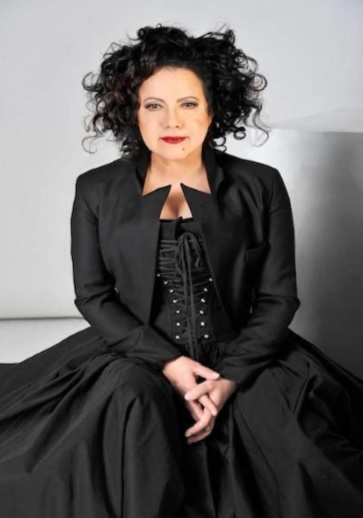 SANREMO 2014, TESTI: ANTONELLA RUGGIERO – QUANDO BALLIAMO