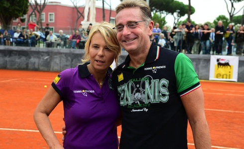 IL TELECOMANDO, LA GUIDA TV DI DM: 8 FEBBRAIO 2014. ELLEN POMPEO E BONOLIS A C’E’ POSTA, CLERICI SI ACCONTENTA DI PEPPINO DI CAPRI E LANDO FIORINI