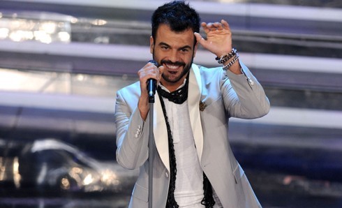 SANREMO 2014, TESTI: FRANCESCO RENGA – VIVENDO ADESSO