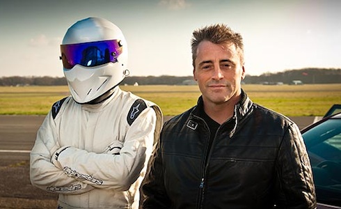 TOP GEAR TORNA SU DMAX. MATT LE BLANC E MICHAEL FASSBENDER TRA LE GUEST DELLA STAGIONE 18