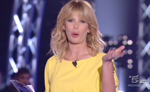 ASCOLTI TV DI LUNEDI 31 MARZO 2014: BENE UNA FERRARI PER DUE (22.61%) CHE STACCA GRANDE FRATELLO (17.32%)