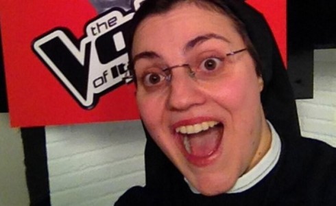 CLAUDIA KOLL: SUOR CRISTINA FU MIA ALLIEVA PRIMA DEL CONVENTO