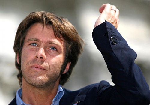 EMANUELE FILIBERTO SI DA’ ALLA PRODUZIONE IN FRANCIA. PIZZALICIOUS, GOTHA E LA MORT VOUS VA SI BIEN I PRIMI TRE PROGETTI