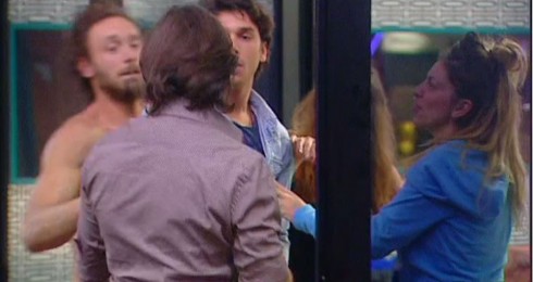 GRANDE FRATELLO 13: RISSA TRA ANDREA E MIRCO. IL BOLOGNESE SEMPRE PIU’ OSSESSIONATO DA GRETA
