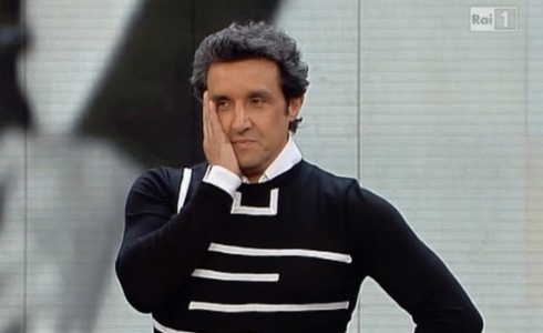 LA PISTA: E’ ANCORA POLEMICA, MA AD INSINNA INTERESSANO DI PIU’ LE GAG DI PROIETTI