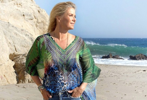 BEAUTIFUL: KATHERINE KELLY LANG (BROOKE) IN DIRETTA SU HSE PER VENDERE LA SUA LINEA DI CAFTANI. ANTICIPAZIONI DELLA SETTIMANA