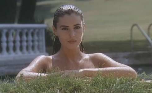 GRAFFITI: SETTIMANA DAL 26 MAGGIO AL 1° GIUGNO. NASCE PORTOBELLO, IL DEBUTTO D’ATTRICE DI MONICA BELLUCCI, AMBRA VS DALLA CHIESA, POKER DI MAGGIO CON LA CIUFFINI