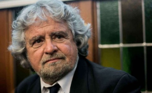 BEPPE GRILLO A PORTA A PORTA: IL LEADER DEL MOVIMENTO CINQUE STELLE PREPARA UN PLASTICO PER VESPA. ECCO COSA FARA’ STASERA
