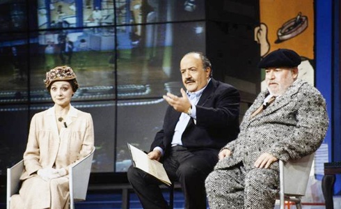 MAURIZIO COSTANZO SHOW – LA STORIA: DA STASERA MEDIASET EXTRA PROPONE LE PUNTATE PIU’ BELLE DELL’INDIMENTICATO TALK