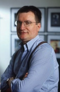 SITCOM: IN VIA DI LICENZIAMENTO 74 DIPENDENTI. LA TONA: LO SQUALO (SKY) CI HA FERITO QUASI MORTALMENTE