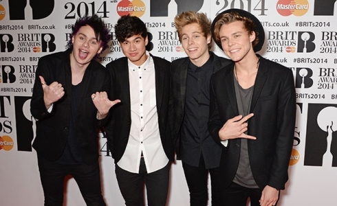 THE VOICE 2014: 5 SECONDS OF SUMMER E CLEAN BANDIT OSPITI DELLA FINALE. NEFFA FIRMA L’INEDITO DI SUOR CRISTINA