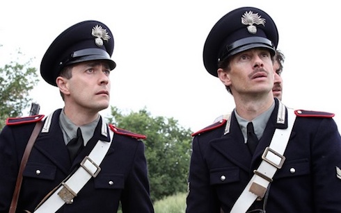 ASCOLTI TV DI LUNEDI 2 GIUGNO 2014: VINCE A TESTA ALTA (16.87%), EXTREME MAKEOVER NON VA OLTRE IL 12.91%. BENE L’ARIA CHE TIRA STASERA (4.62%). ESTATE IN DIRETTA PARTE DAL 14.18%