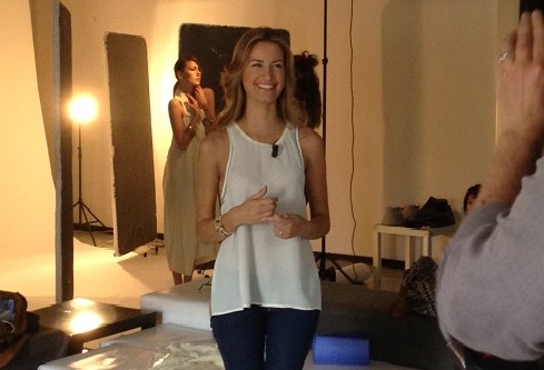 GIULIA ARENA: MISS ITALIA 2013 DEBUTTA SU LA7 CON IL MAGAZINE MODE E MODI