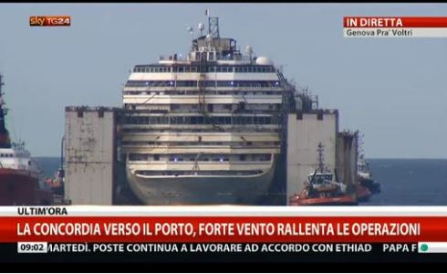 COSTA CONCORDIA A GENOVA: L’ARRIVO IN DIRETTA TV