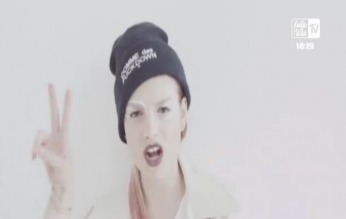 DM LIVE24: 14 AGOSTO 2014. AGGIORNATE L’OROLOGIO DI RADIO ITALIA TV – SKY ARTE RICORDA LAUREN BACALL