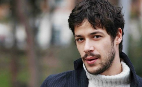 CENTOVETRINE ANTICIPAZIONI: AL VIA LA 15ESIMA STAGIONE CON DUE MATRIMONI E UNA NEW ENTRY