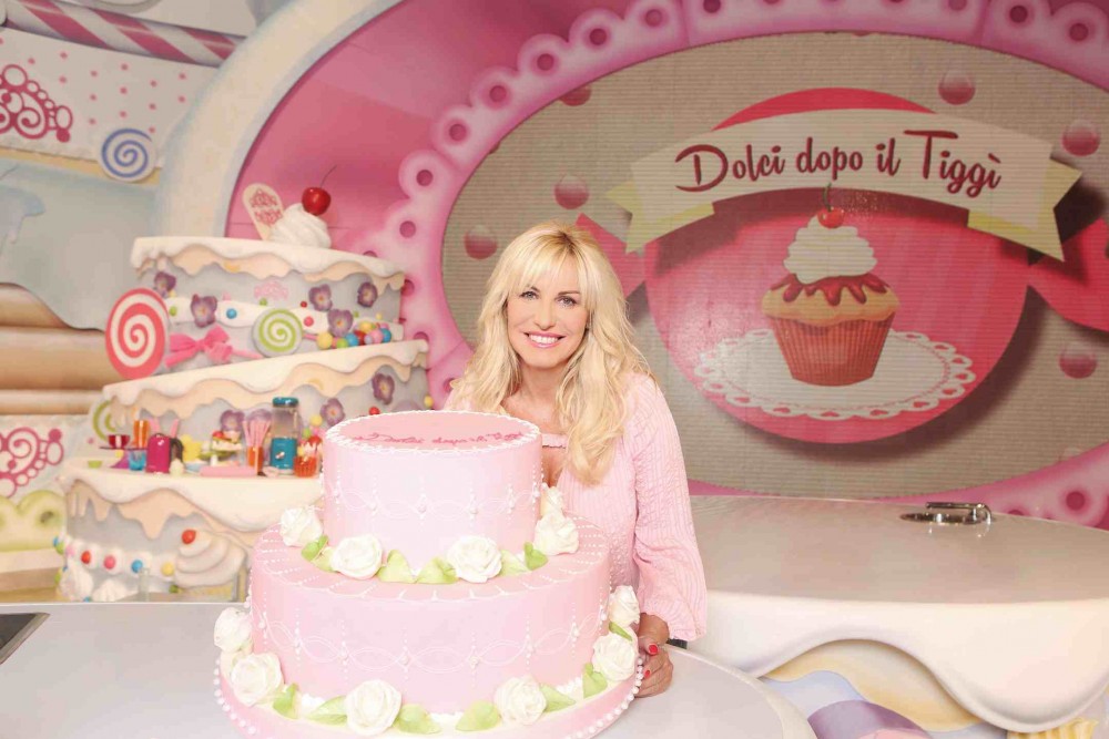 Dolci dopo il Tiggì - Antonella Clerici Dolci dopo il Tiggì - Antonella Clerici