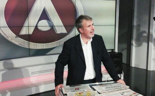 AGORA’: GERARDO GRECO TORNA CON UNO STUDIO NUOVO. NELLA PRIMA PUNTATA JOBS ACT E PRESSIONE FISCALE