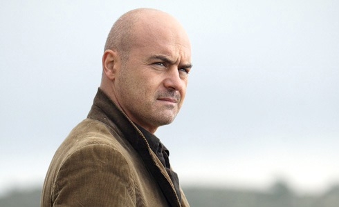 ASCOLTI TV DI LUNEDI 8 SETTEMBRE 2014: MONTALBANO IN REPLICA (22.29%) BATTE SQUADRA ANTIMAFIA 6 (17.29%). FLORIS SU LA7 PARTE SOLO DALL’1.45%