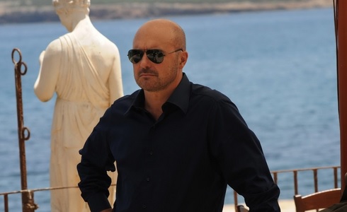 IL COMMISSARIO MONTALBANO: ADDIO SICILIA? IL PRODUTTORE CARLO DEGLI ESPOSTI CORTEGGIATO DALLA PUGLIA