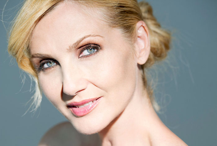 BOOM! E SE LORELLA CUCCARINI APPRODASSE AL FESTIVAL DI SANREMO 2015?