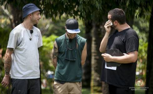 PECHINO EXPRESS 3, QUINTA TAPPA: VINCONO ANCORA I COREOGRAFI CHE ELIMINANO I FRATELLI (TRA LE LACRIME DI COSTANTINO)