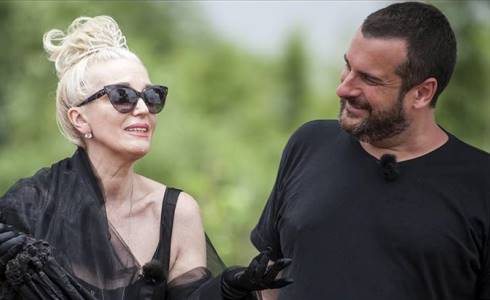 PECHINO EXPRESS 3, SECONDA TAPPA: I BENESTANTI “NOMINATI” ALL’UNANIMITA’ ED ELIMINATI. VINCONO ANCORA I COREOGRAFI