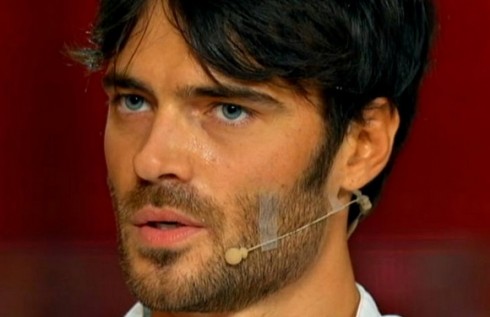 BALLANDO CON LE STELLE 2014, PRIMA PUNTATA: GIULIO BERRUTI UN ‘TANGO’ SOPRA TUTTI. FUORI MARISA LAURITO. STREPITOSA GIUSY VERSACE