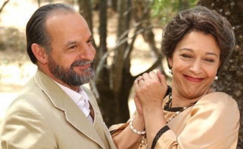 IL SEGRETO ANTICIPAZIONI: RAIMUNDO FA LA CORTE A DONNA FRANCISCA