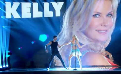 BALLANDO CON LE STELLE 2014, TERZA PUNTATA, KELLY LANG ELIMINATA E DELUSA: RIMPIANGO DI AVER LASCIATO BEAUTIFUL PER PARTECIPARE AL PROGRAMMA