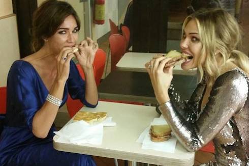 ISOLA DEI FAMOSI 10, TOTO CONDUTTORE: TOFFANIN SI SFILA, D’URSO DISPONIBILE E BLASI GIA’ DELUSA