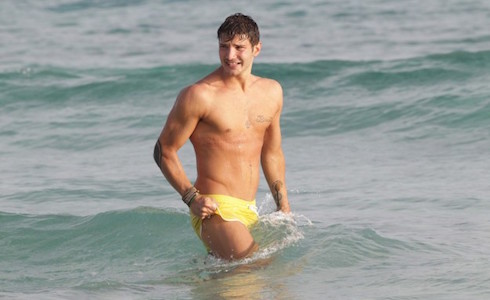 ISOLA DEI FAMOSI 10, STEFANO DE MARTINO: MI HANNO CHIESTO DI PARTECIPARE. NE STIAMO PARLANDO