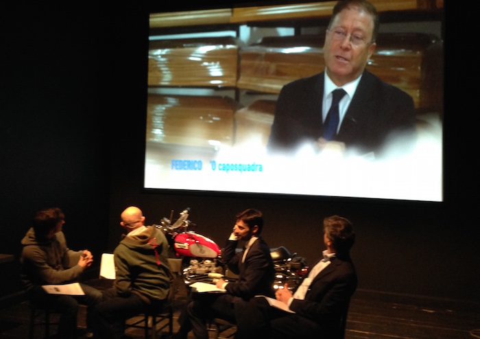 EXPLORA: MORTI E STRAMUORTI E IL BANCO DEI PUGNI NEL “DeMAX” DI DE AGOSTINI